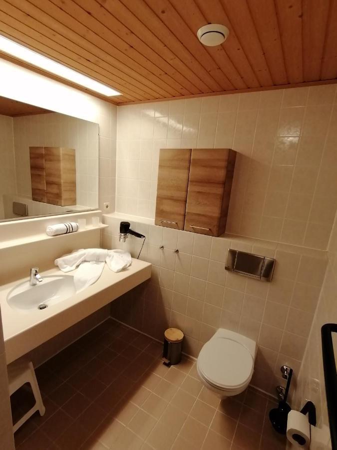 Gerlitzen Ferienappartement Paul Im Ski- Und Wandergebiet, Kanzelhoehe, Ossiacher See Deutschberg Εξωτερικό φωτογραφία
